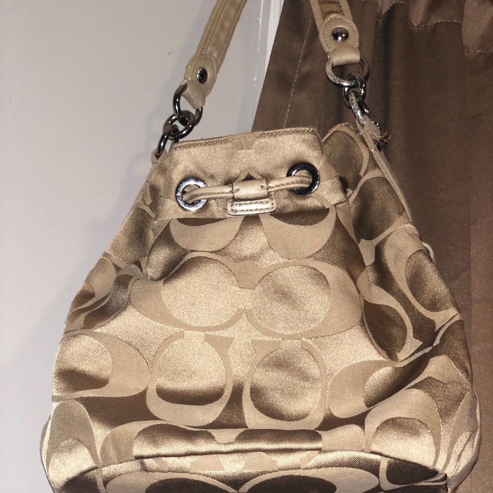 Coach purse - Picture 3 of 5